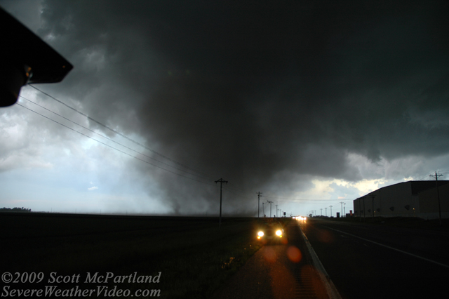 photographs of tornadoes | Aurora, NE tornado 2009